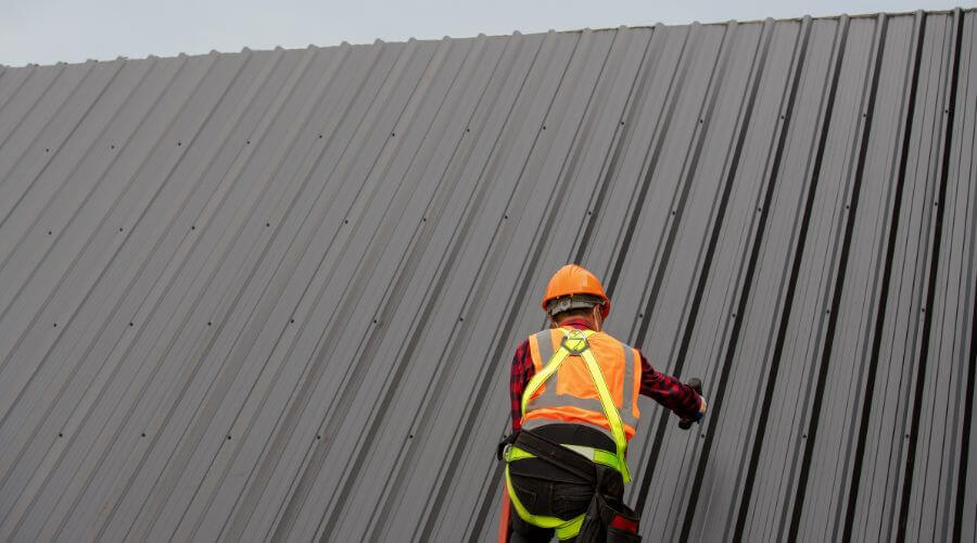 Professional gutter cleaning in South Barre, MA